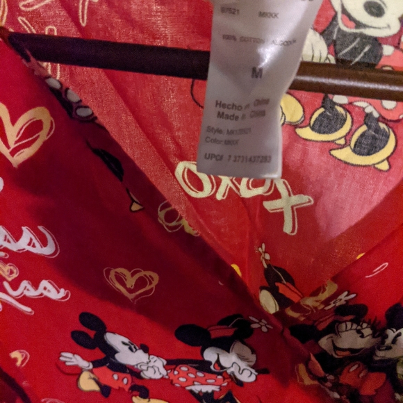 Disney Mickey Mouse and Minnie Mouse Scrub top - Picture 10 of 16